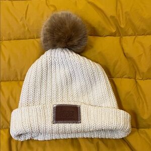 Love Your Melon - Knit Pom-Pom Beanie - Cream and Brown